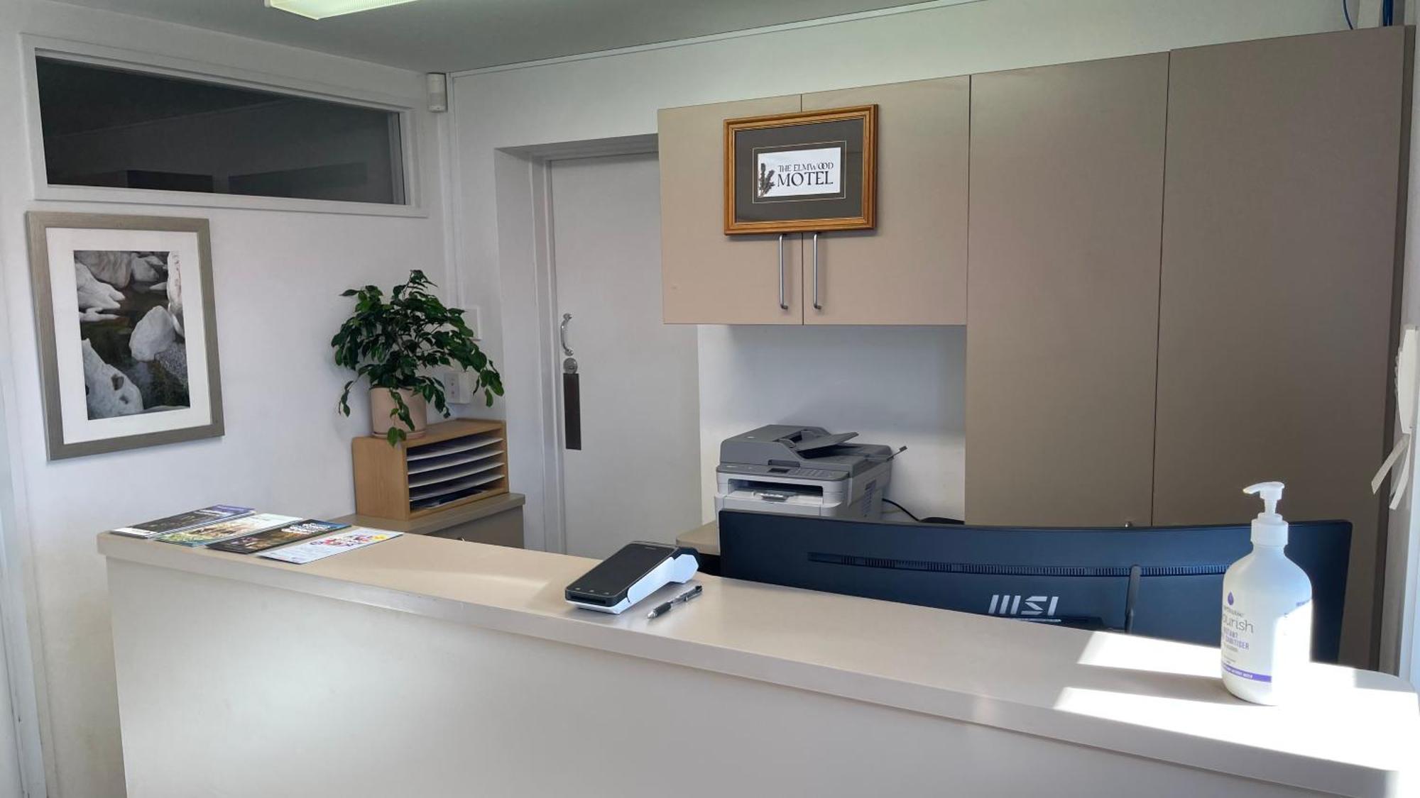 The Elmwood Motel ไครสต์เชิร์ช ภายนอก รูปภาพ